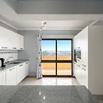 Lovelystay - Bela Vista 3bdr Duplex Penthouse With Pool شقة