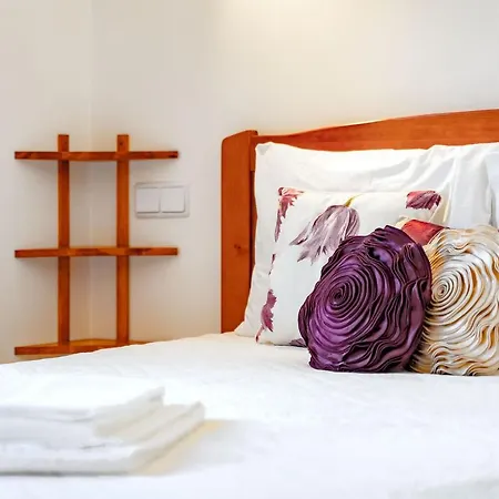 Lovelystay - Bela Vista 3bdr Duplex Penthouse With Pool Apartment *