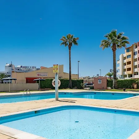 Lovelystay - Bela Vista 3bdr Duplex Penthouse With Pool * אלבופיירה