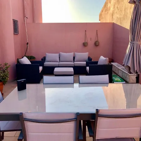 Bela Vista Penthouse With Pool By Lovelystay Appartement