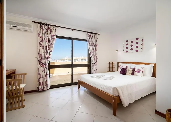 Apartamento Lovelystay - Bela Vista 3bdr Duplex Penthouse With Pool Albufeira