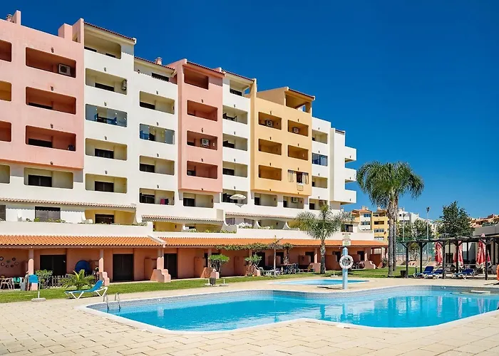 Lovelystay - Bela Vista 3bdr Duplex Penthouse With Pool * Albufeira